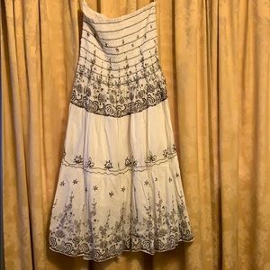 Sleeveless sun dress